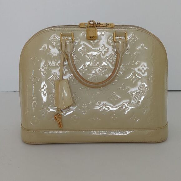 Louis Vuitton Vernis Alma Pm Monogram Doctor Bag - Picture 3 of 17